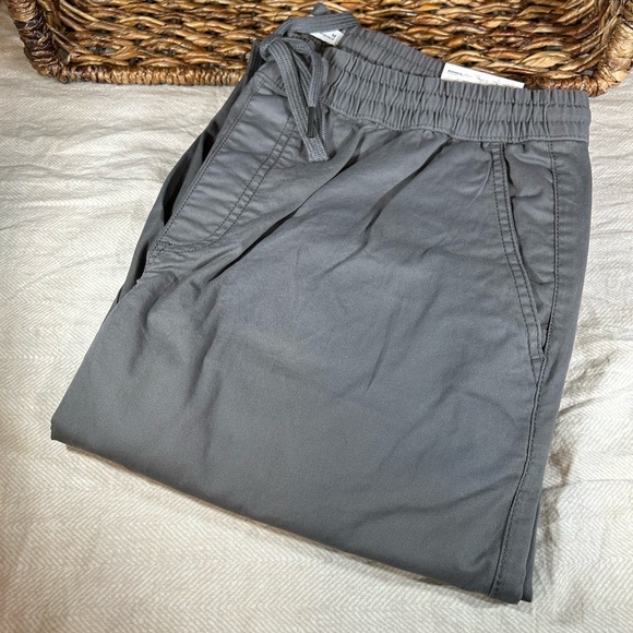 Sonoma Size Medium Slim The Everyday Pull-On Pant.  Color: Castlerock NWT - Picture 1 of 6